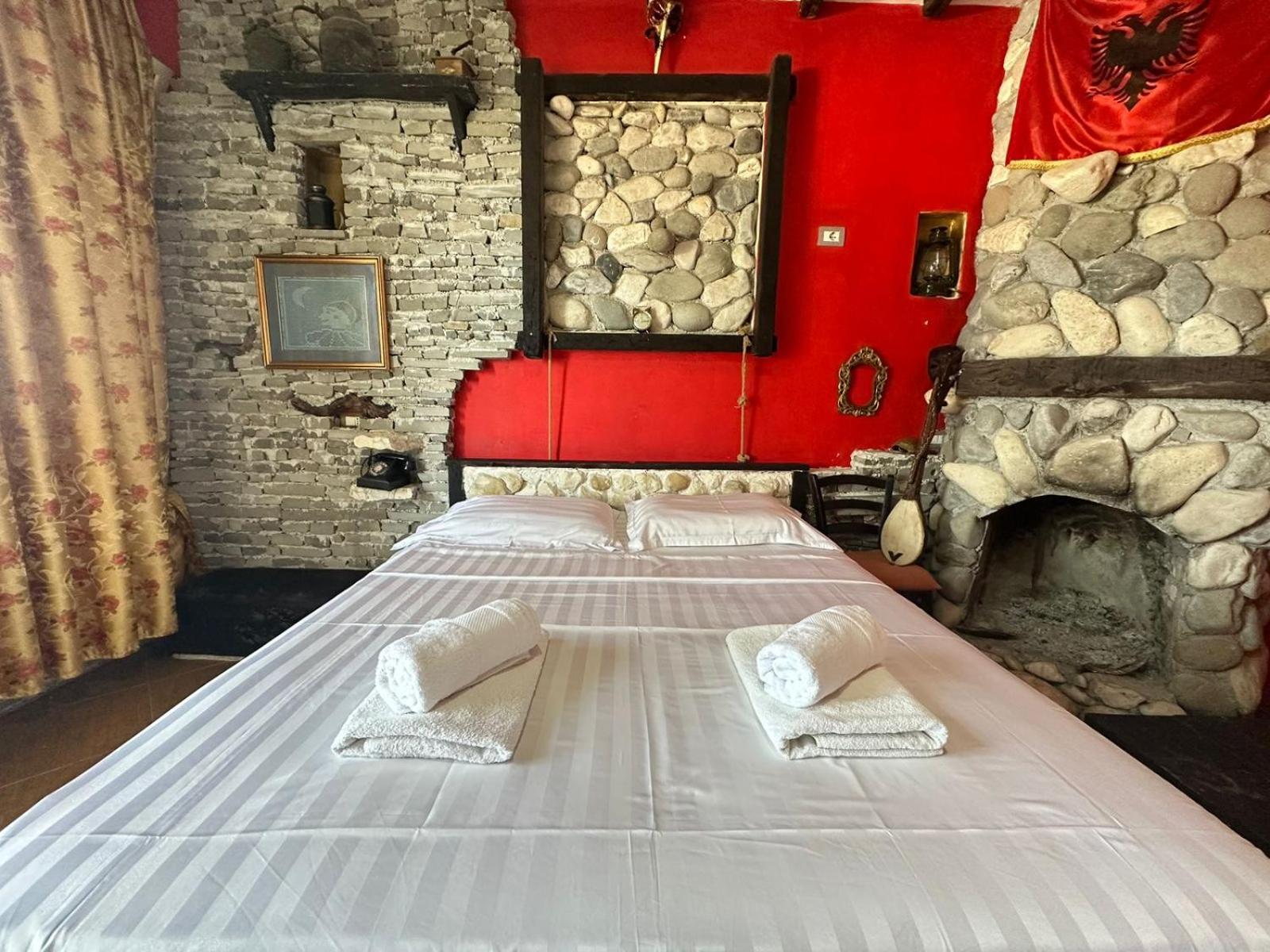 Hotel Vila "Oda E Miqve" Vlorë 외부 사진