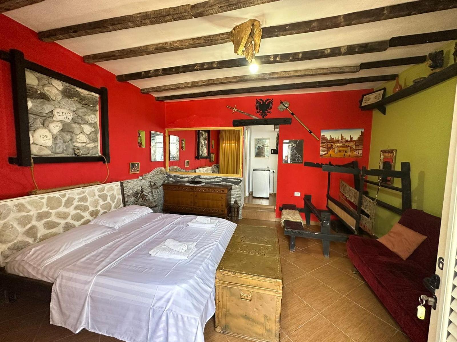 Hotel Vila "Oda E Miqve" Vlorë 외부 사진