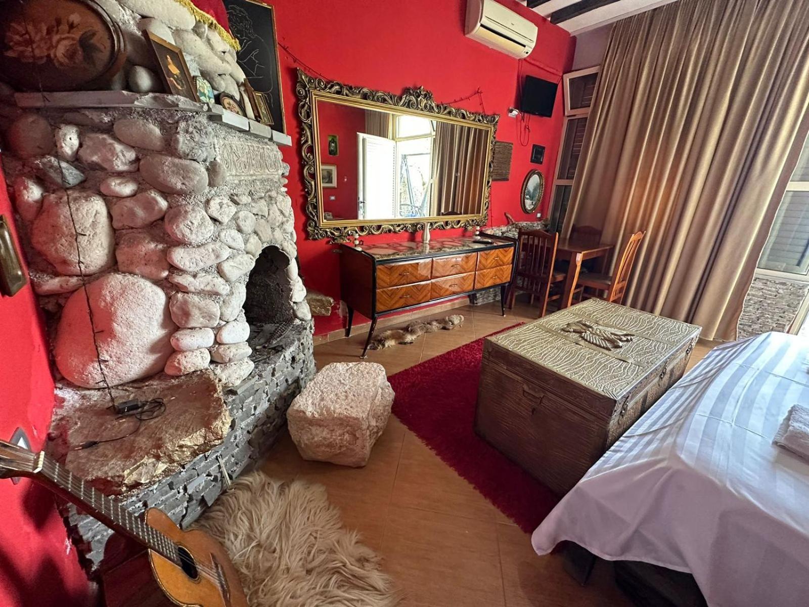 Hotel Vila "Oda E Miqve" Vlorë 외부 사진