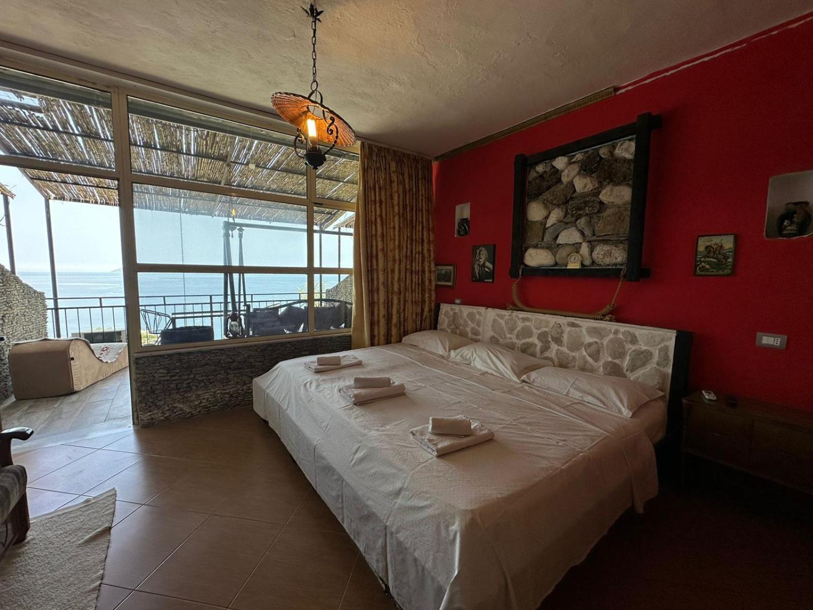 Hotel Vila "Oda E Miqve" Vlorë 외부 사진