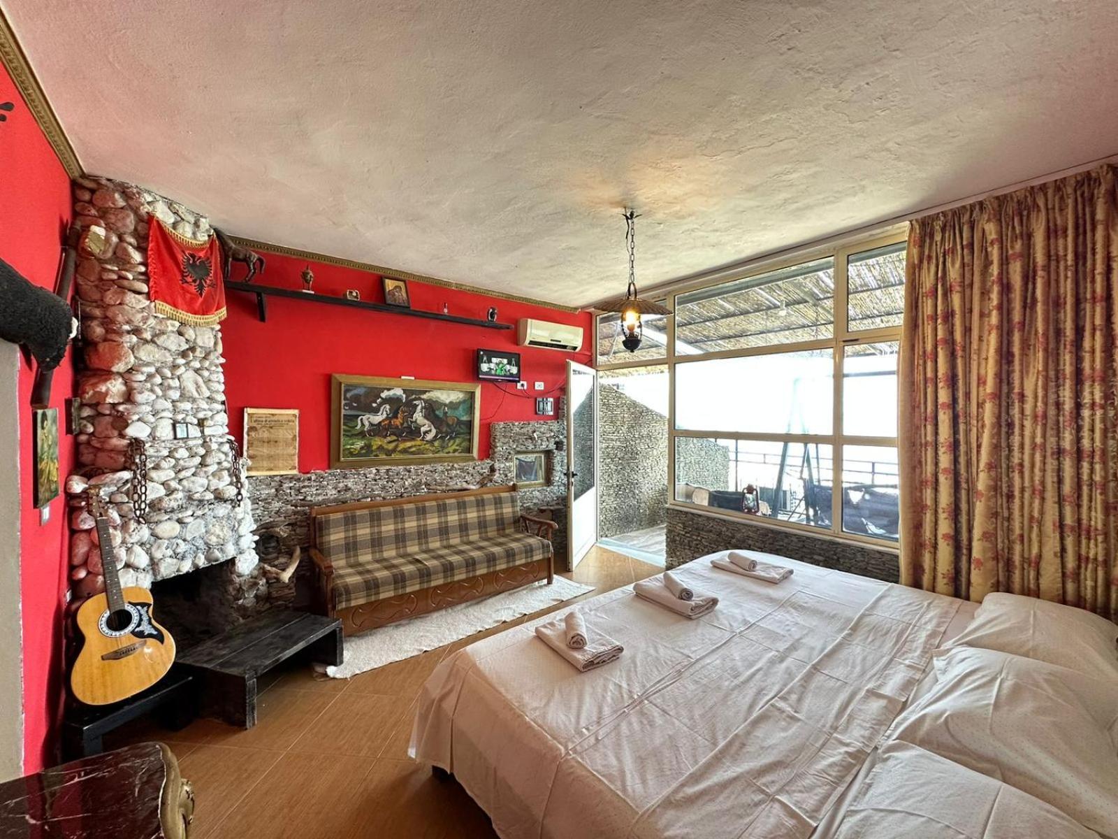 Hotel Vila "Oda E Miqve" Vlorë 외부 사진