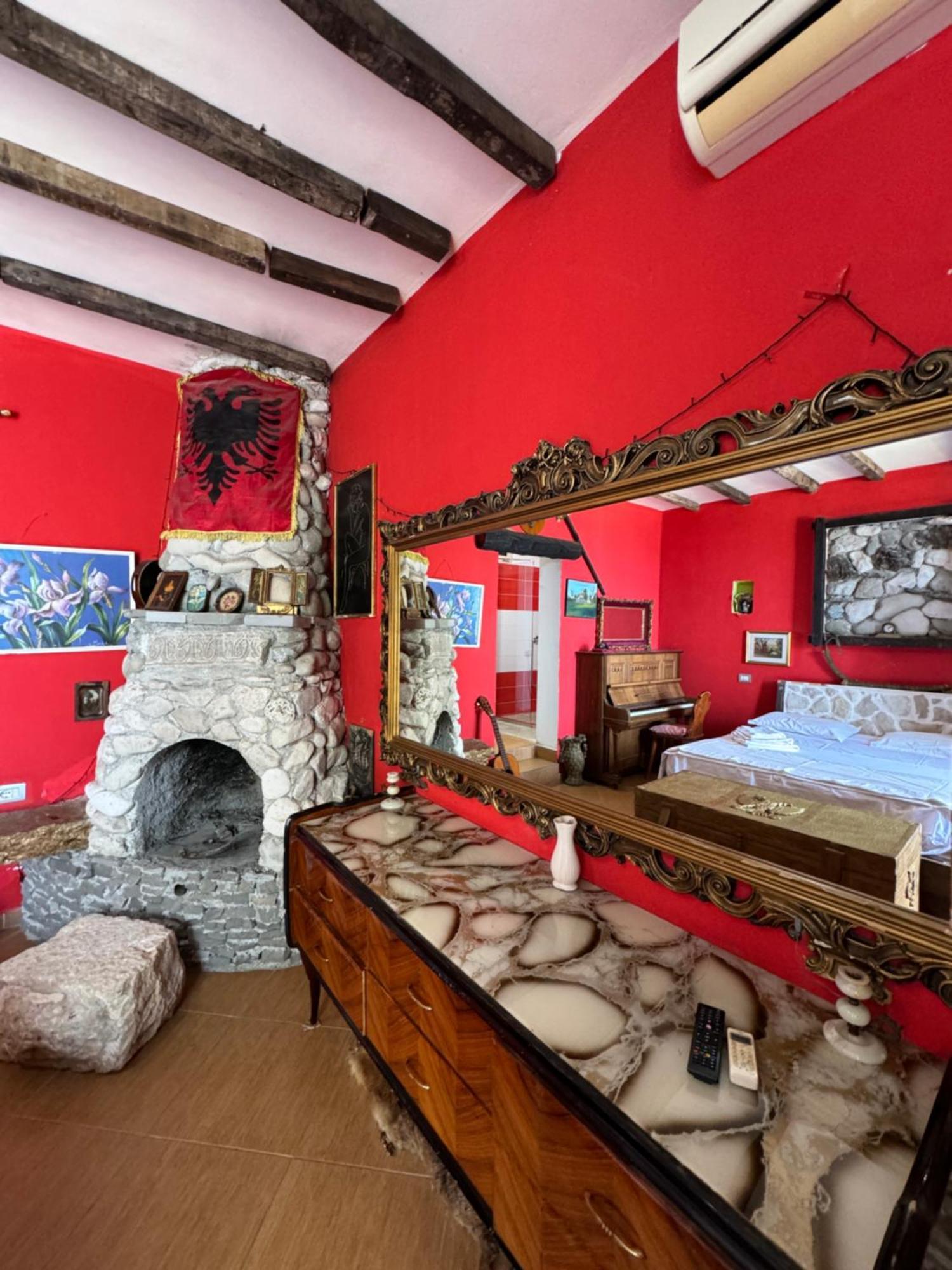 Hotel Vila "Oda E Miqve" Vlorë 외부 사진