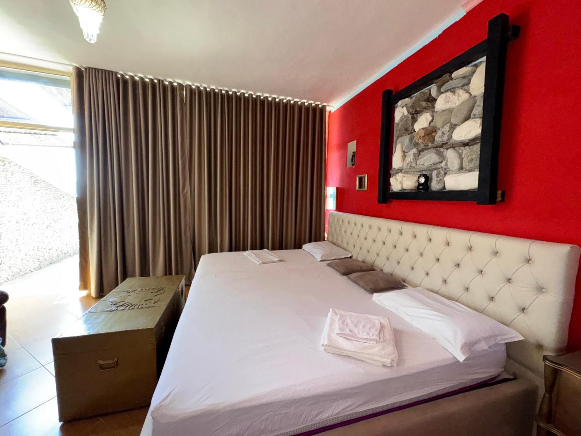 Hotel Vila "Oda E Miqve" Vlorë 외부 사진