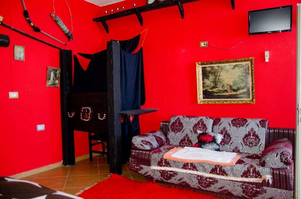 Hotel Vila "Oda E Miqve" Vlorë 외부 사진